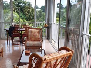 Maison à louer – Le Lamentin – Calme et verdure