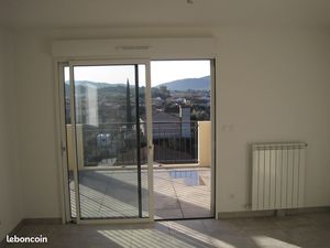 Appartement T2 LA CRAU Centre -2 pièces 45 m2