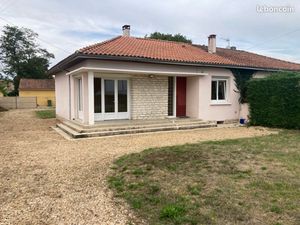 Maison plain-pied  environnement calme proche centre-ville