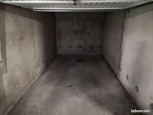 Garage sécurisé Villeurbanne La Doua Copropriété privée