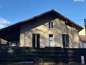 Maison meublée 70 m² – Nanterre Mont-Valérien – 1 800 CC – Idéal 2–3 étudiants ou couple