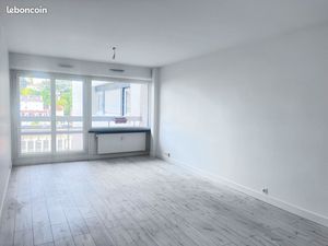 T3 Centre Deux avec garage et balcon