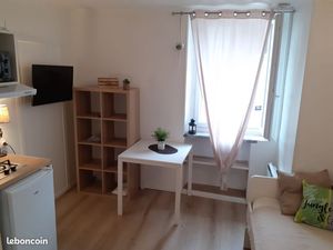 Studio meublé et équipé proche université