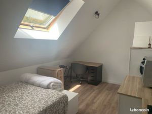 ◊ Studio meublé 16 m² – Entrée indépendante  parking – Bruz -510 CC