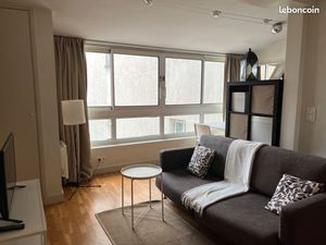 Studio meublé sans vis à vis PASSY TROCADERO