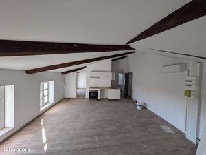 Magnifique T2 de 50m2 - Refait à neuf dans le plus beau quartier de Carpentras