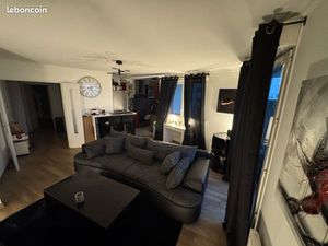 F3 - 62 5 m² avec balcon 15m2 et box fermé avec borne de recharge