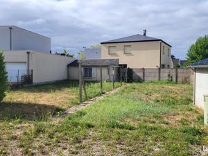 Terrain 70 m² ST JEAN DE BRAYE