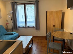 Studio meublé avec parking