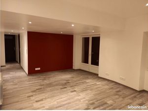 T2 hyper centre Thonon