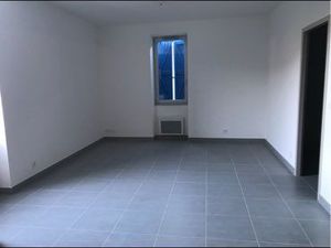 Beau T3 avec jardin commun