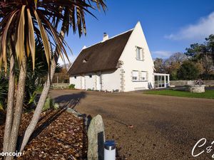 Propriété 5 pièces 176 m²