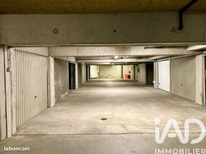 Parking/box 14 m² Saint-Malo