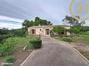 Villa 5 pièces 148 m²