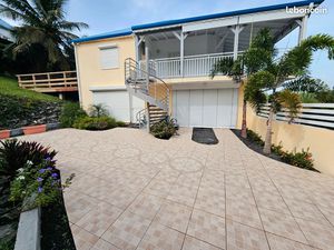 Villa t4 +mezzanine 1700eu