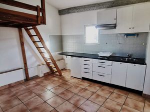 Urgent- Super studio avec belle terrasse et mezzanine