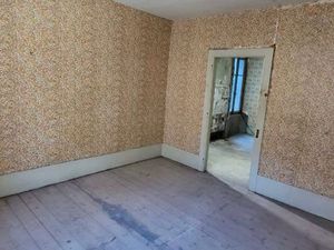 Appartement T3 en RDC à rénover Seyssel