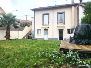 Maison 8 pièces 145 m²