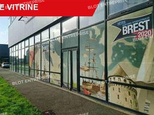 Local bureaux 300 m²