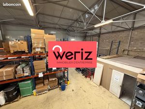 Local industriel 770 m²