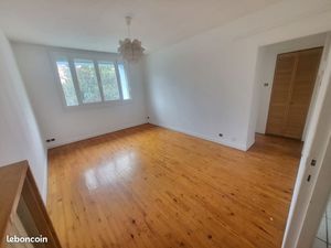 F3 de 52 m2 à louer 540 cc