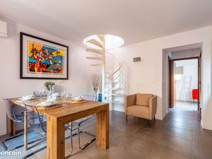 Magnifique duplex entièrement meublé