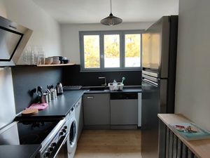Appartement rénové 5 pièces – Quartier Parc de la Haye  Avrillé 275 000