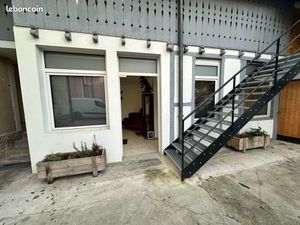 Local commercial arrière cour 28m2 rénover