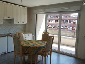 A louer STUDIO MEUBLE 29m2 situé à CERGY (95000)