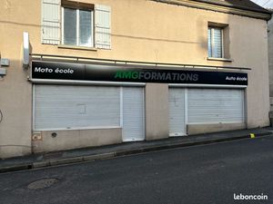 Local auto école ou centre de formation