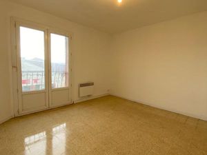 T3 de 64m² - Rue Saint André 13014 MARSEILLE