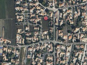 Terrain constructible la Madeleine