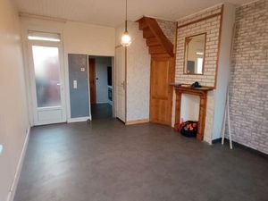 Maison 55 m² à louer – 2 chambres – cour – Renancourt – 640 CC – Dispo 01/02