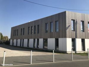 Bureaux 215 m²