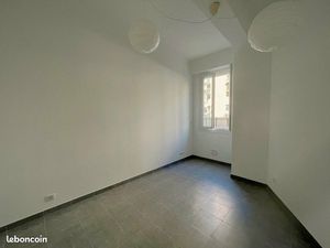 Bureaux 49 m²