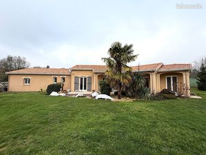 Villa 6 pièces 141 m²