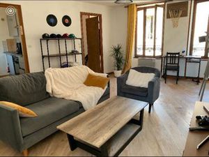 F2 au centre ville de Nevers 62 m2