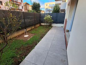 Très bel F3 avec terrasse et garage à CLERMONT-FD