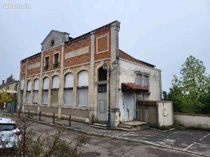 Immeuble 600 m² Neuves Maisons