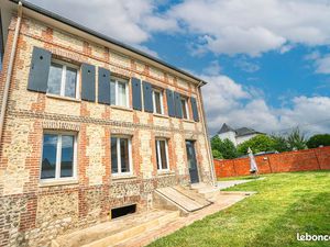 À louer – Maison rénovée 5 pièces – Centre de Fleury-sur-Andelle