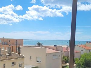 Petit Meublé au mois  Bord de mer