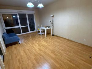 Appartement 50 m² + balcon + parking – Hyper centre Reims