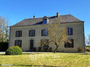 Propriété 11 pièces 310 m²