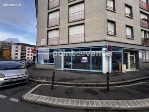 Local commercial 170 m²