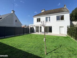 Belle maison rénovée – 138 m² avec garage  jardin et prestations premium – Nantes