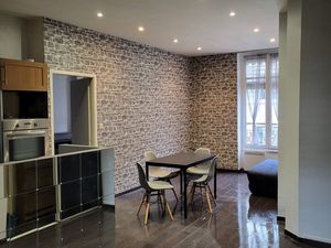 Un appartement rénove et moderne pour les étudiants