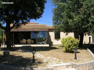 Villa 5 pièces à Camps la source