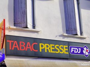 Fonds de commerce tabac  presse  jeux 75 m²