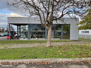 Local 589 m² Ostwald