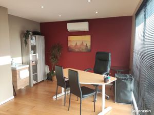 Local professionnel dans cabinet pluridisciplinaire